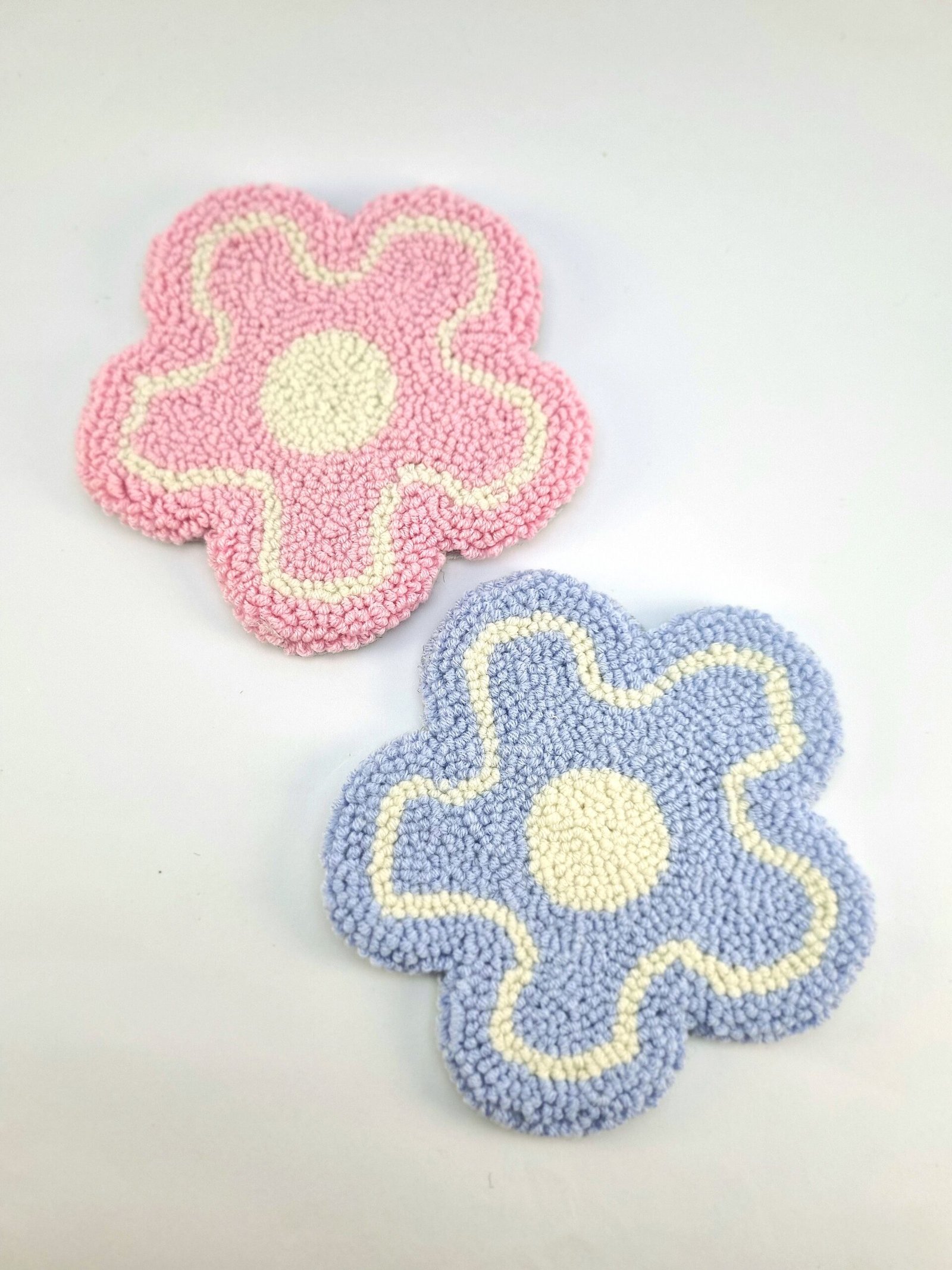 Çiçek Tasarımlı El Yapımı Panç 2'li Bardak Altlığı 12x12 cm - Görsel 3